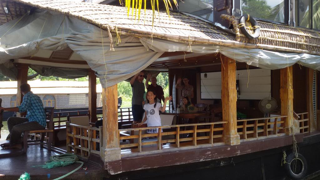 Keralan Homestay Alappuzha 外观 照片
